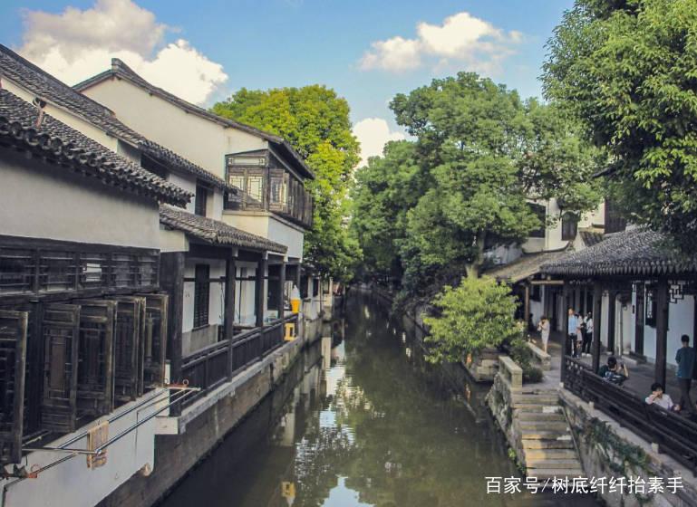 过年了，还能贴对联吗？游戏画面